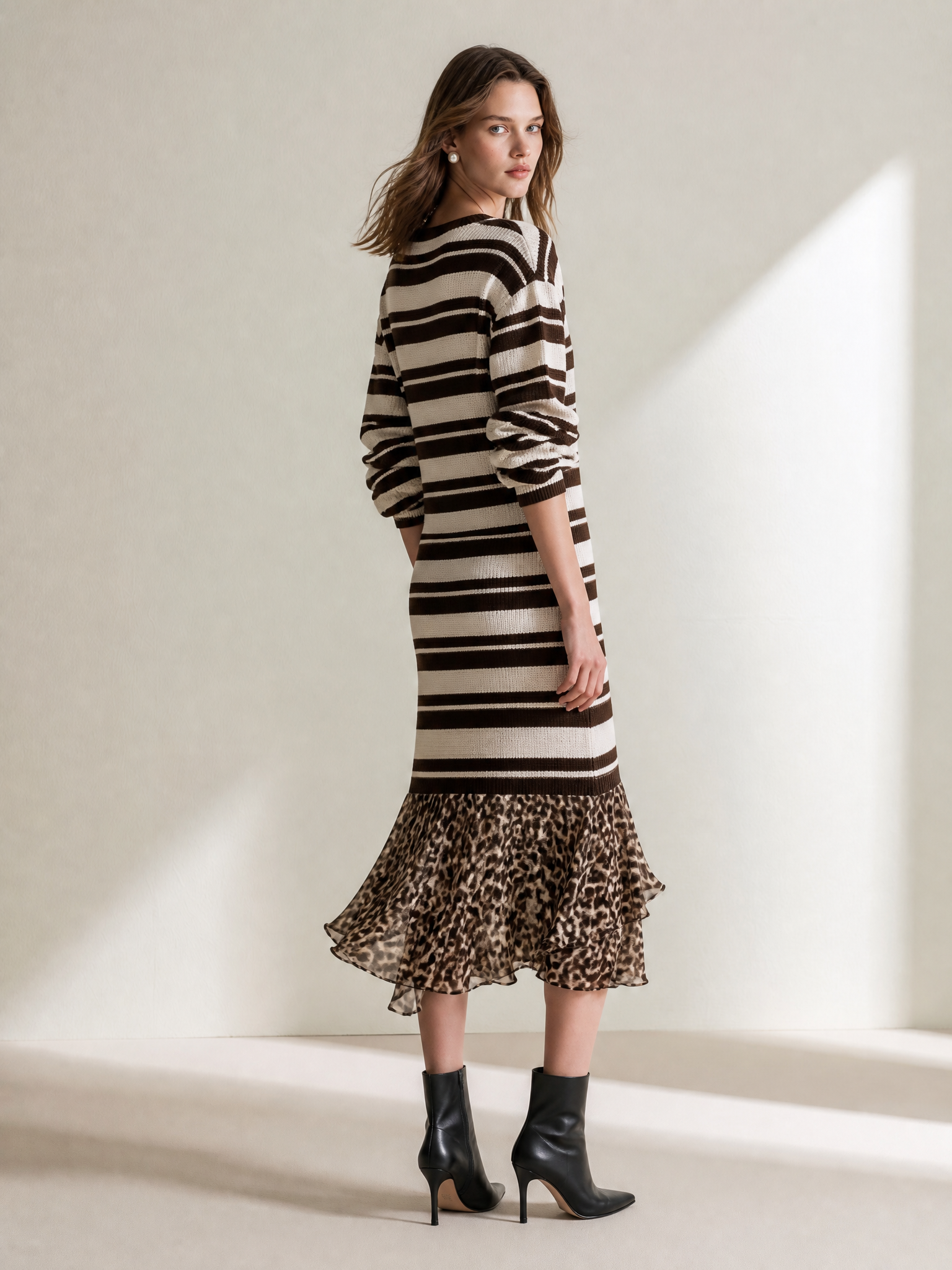 Elegant Relaxed Coffee White Stripe V Knit Spliced Leopard Ruffle Midi Dress