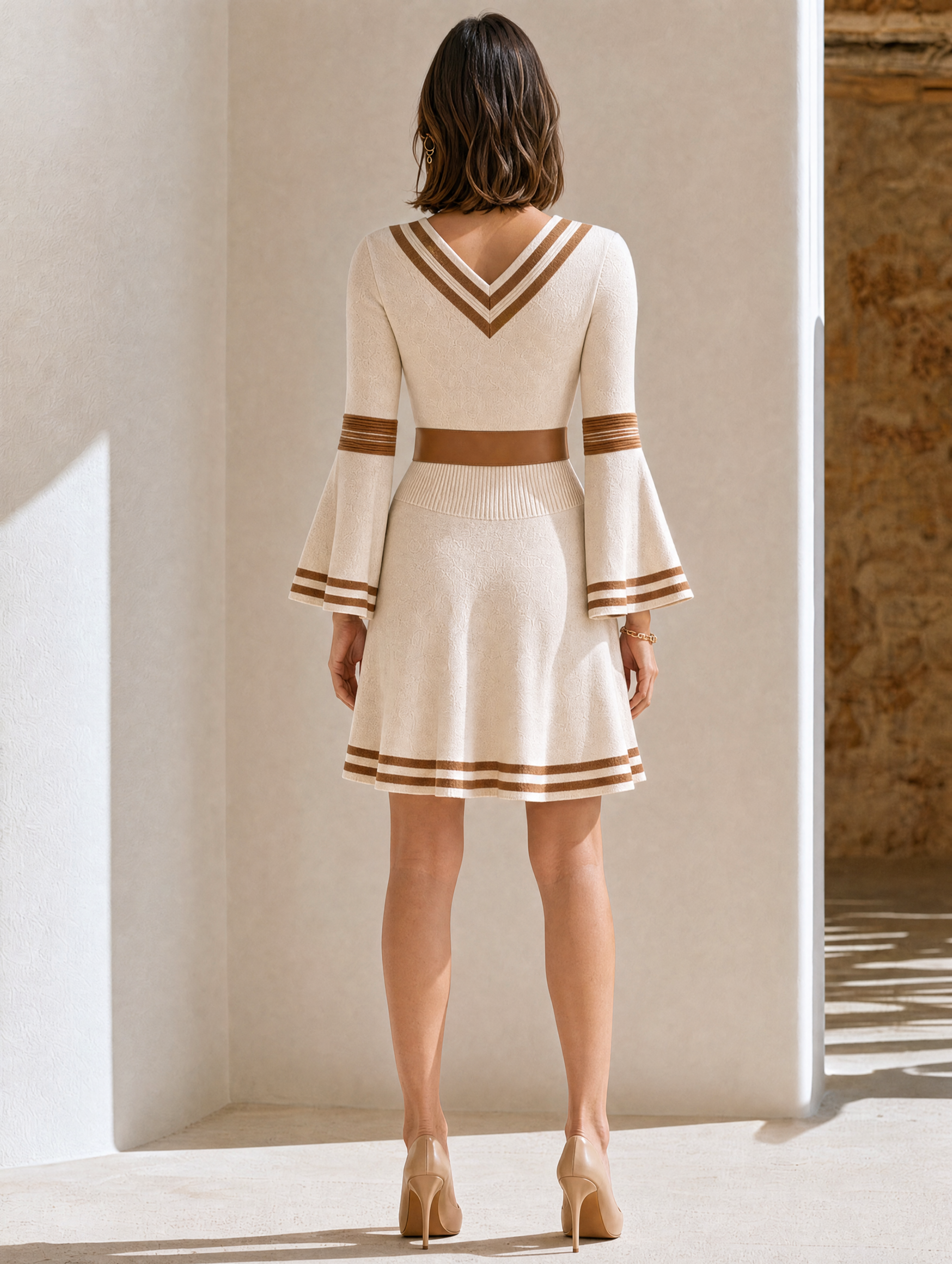 Elegant Off-white Short Dress With Flared Sleeves And Piped Trim