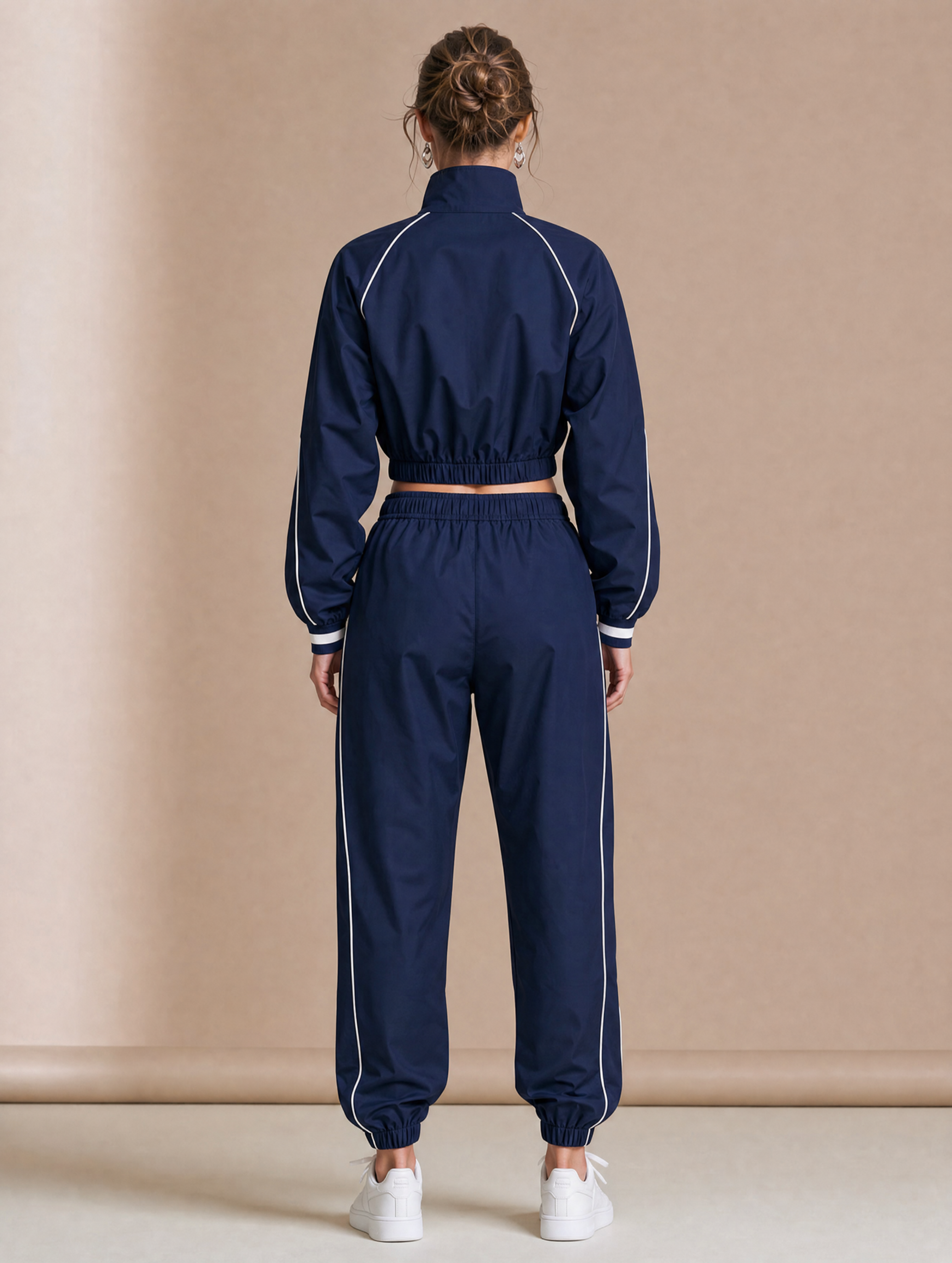 Blue And White Color-block Tracksuit With Large Pockets And A Stand-up Collar