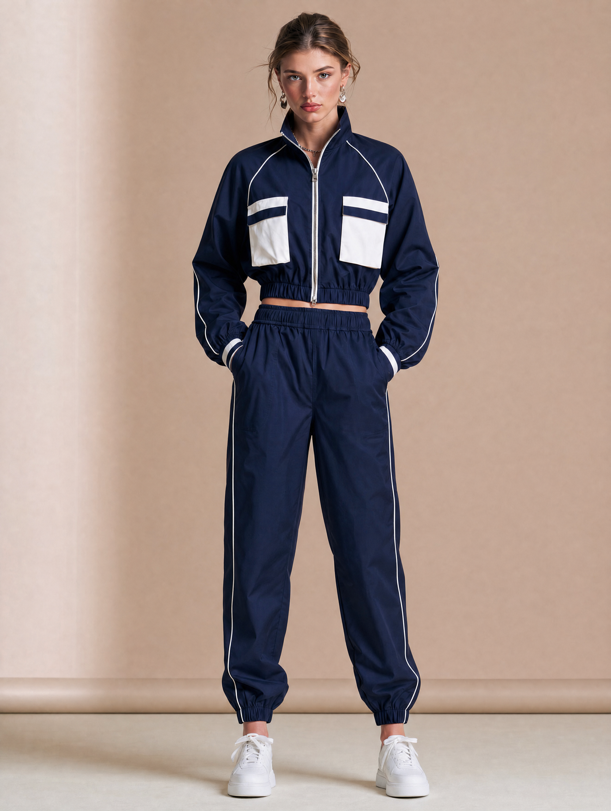 Blue And White Color-block Tracksuit With Large Pockets And A Stand-up Collar