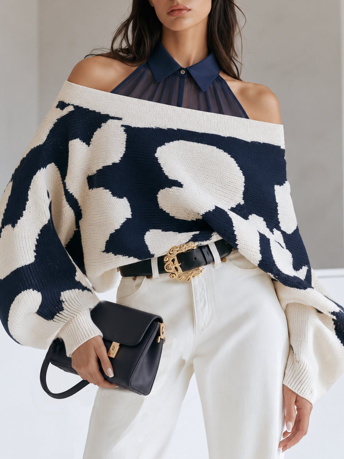 Off-the-shoulder Halter Neck Sweater In Beige And Navy Blue Color Blocking