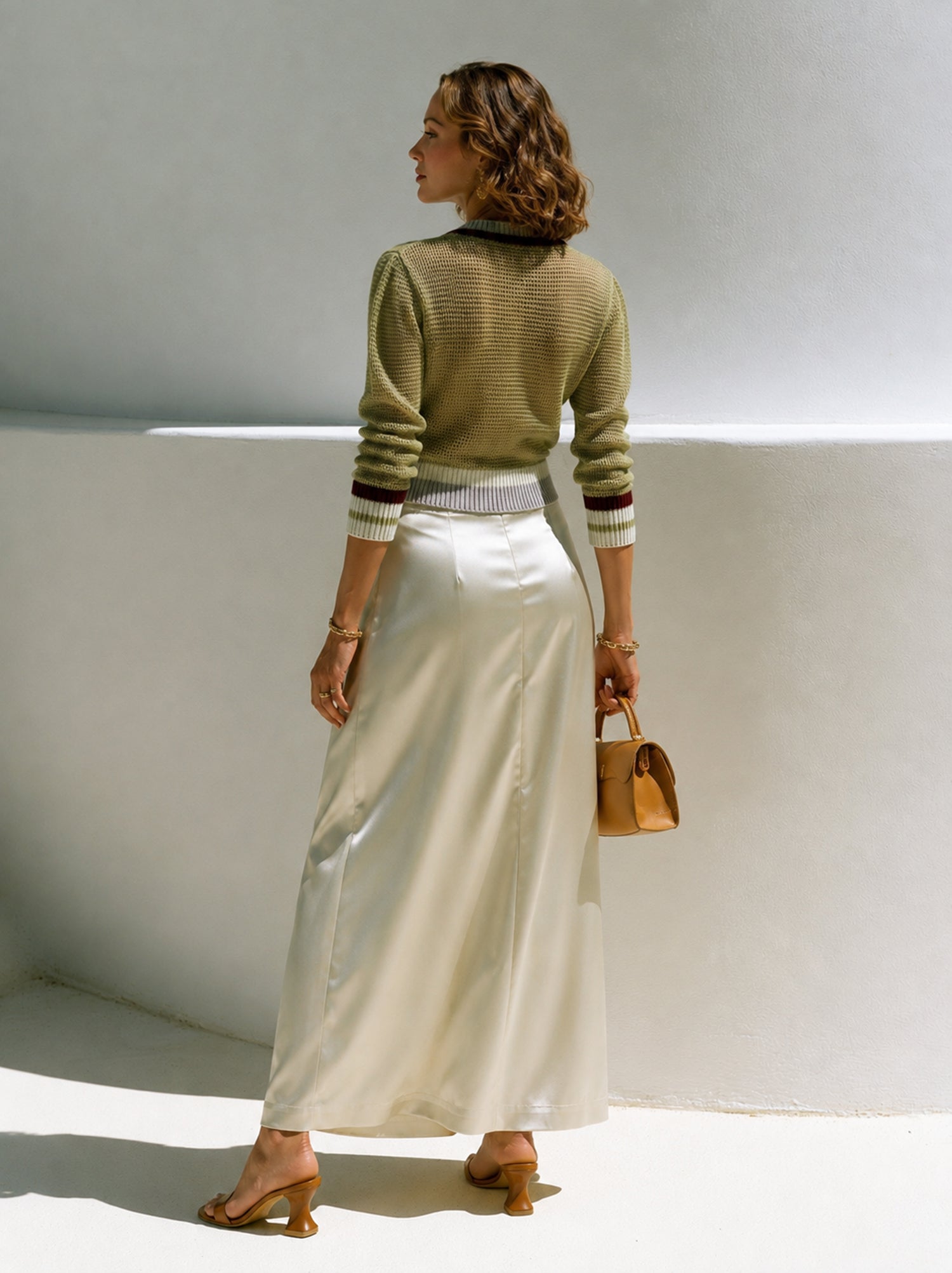 Minimalist Workwear V-Neck Cardigan | Effortlessly Create An Elegant Everyday Look