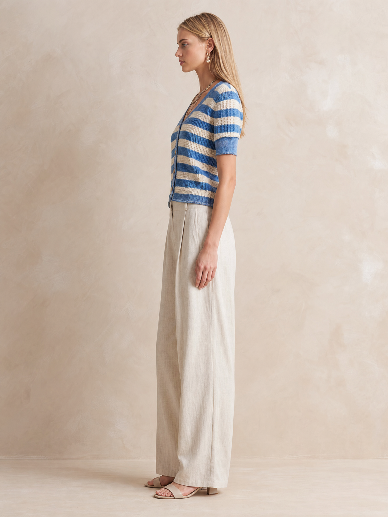 Blue And White Knitted Short-sleeve Cardigan Set