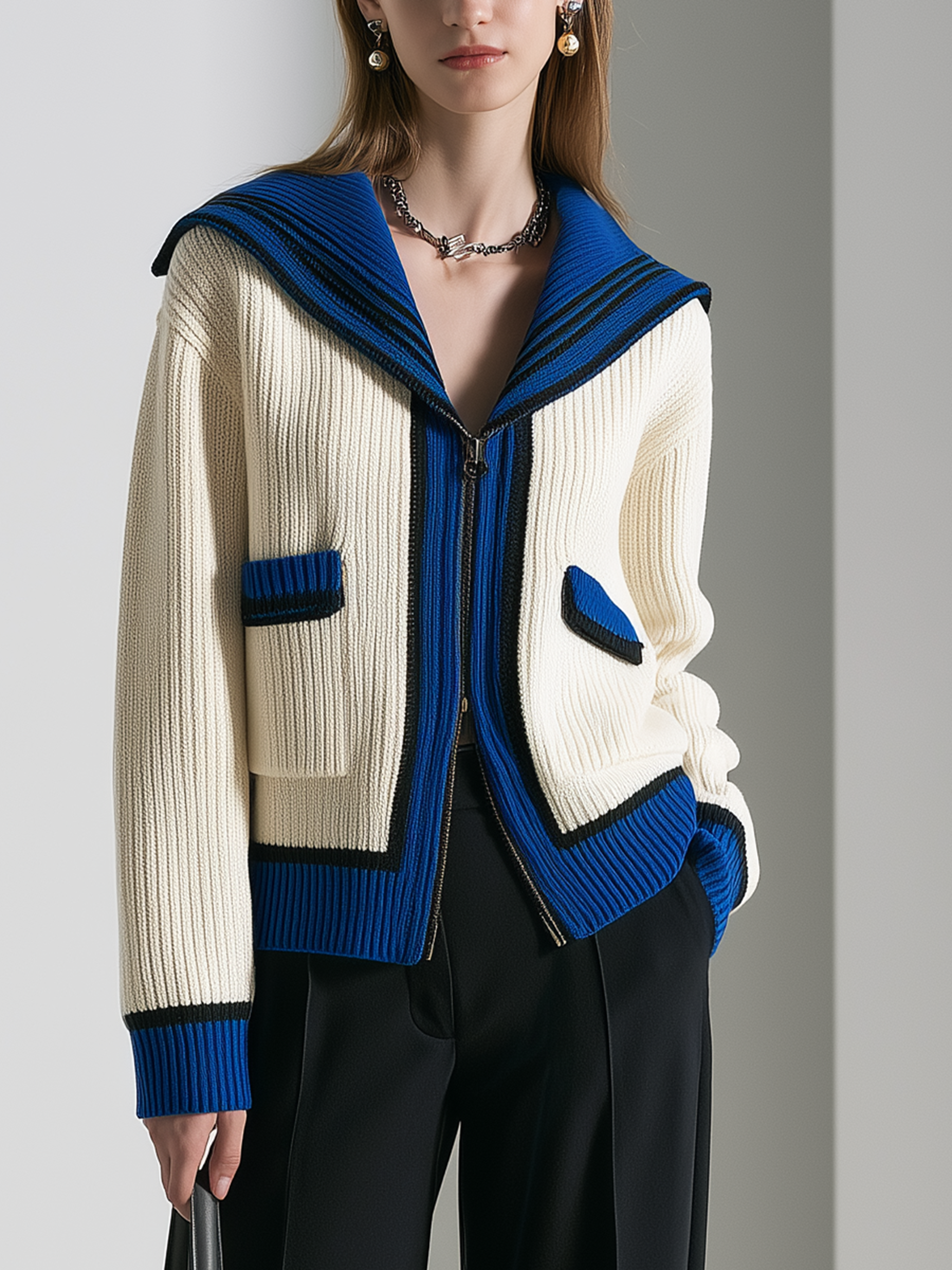 Elegant Ivory And Royal Blue Contrast Knit Cardigan