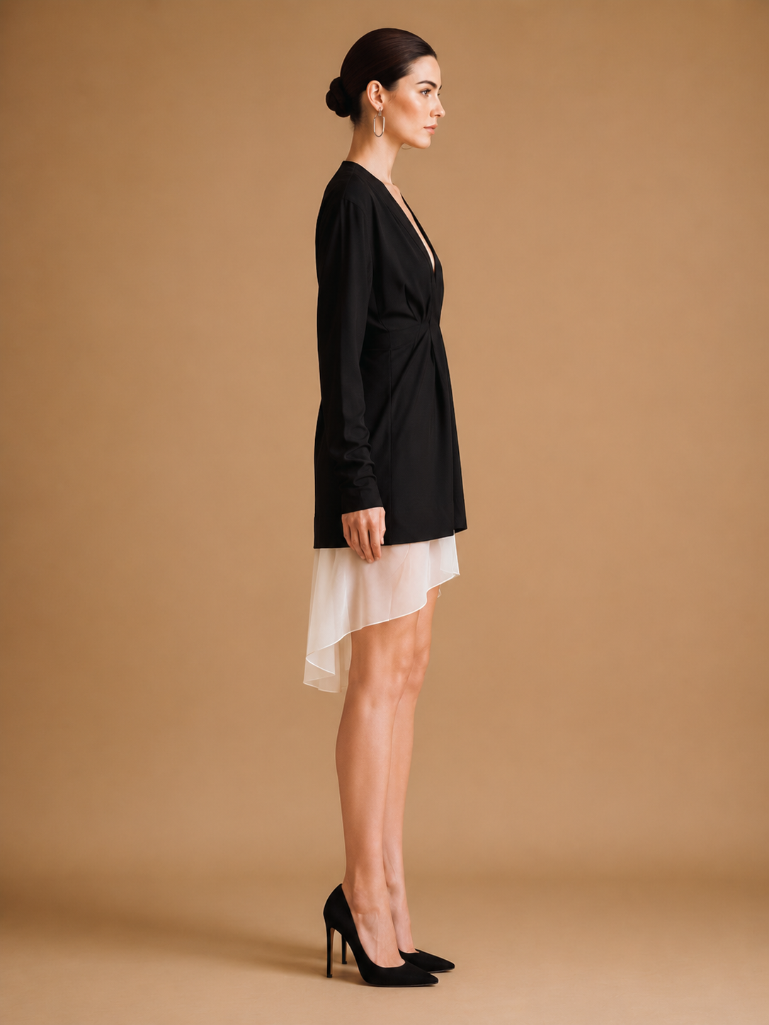 Elegant Black V-neck Dress With A Chiffon Hem