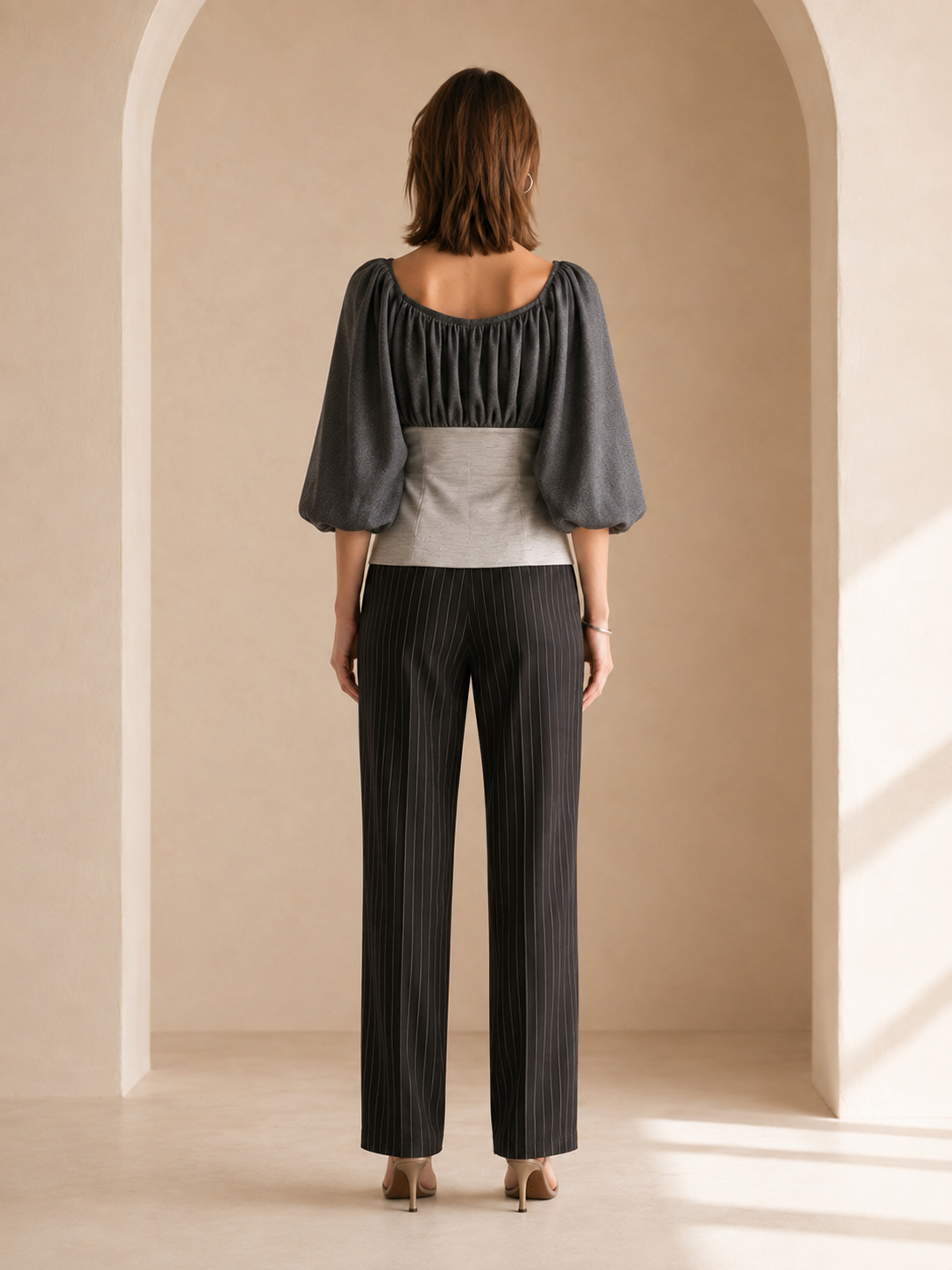 Elegant Grey Color-block V-neck Puff-sleeve Top