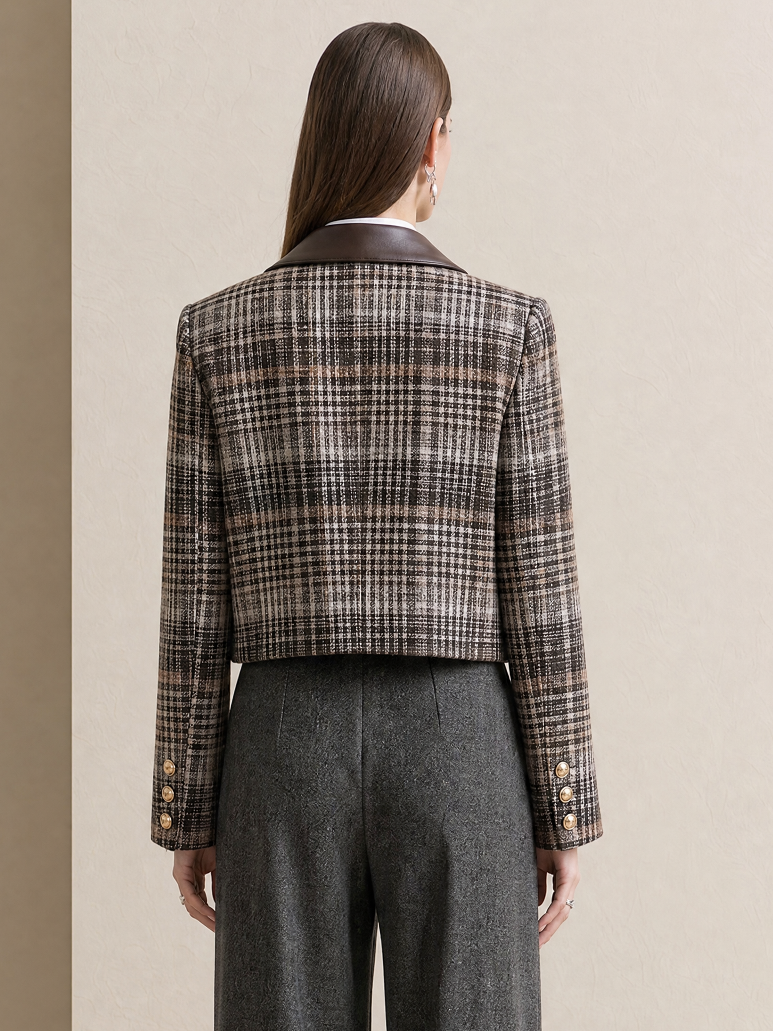 Elegant Ivory & Brown Contrast Leather-Trim Tweed Cropped Jacket