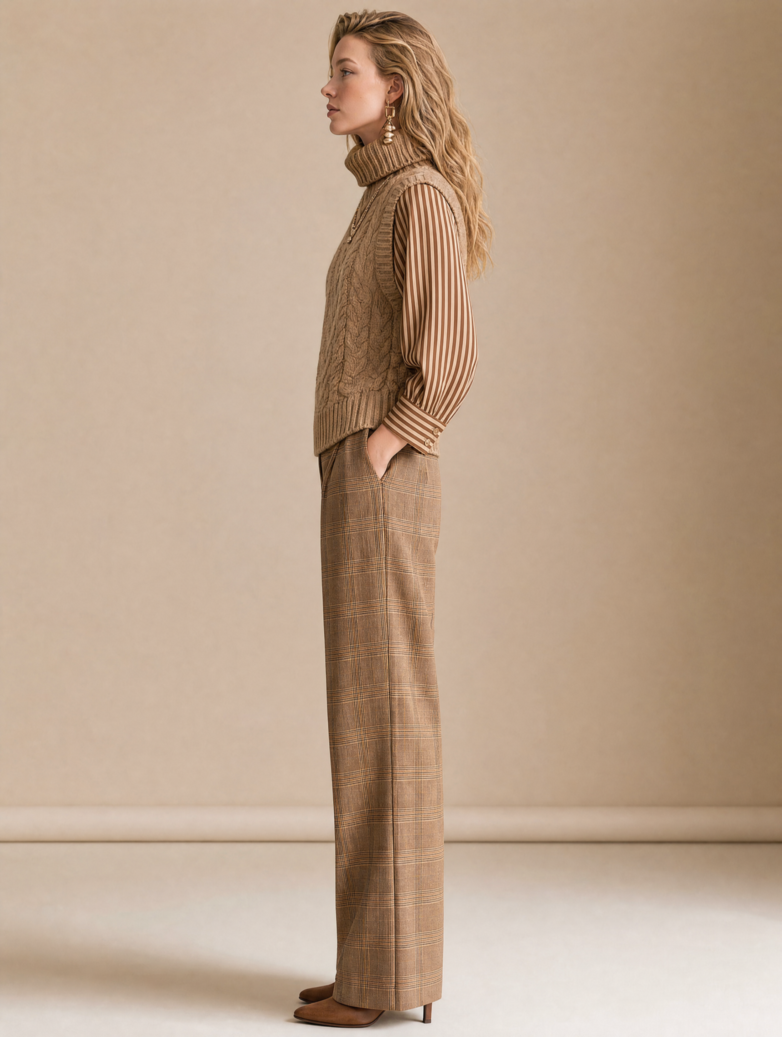 Brown Knit Vest With Spliced shirt Sleeves