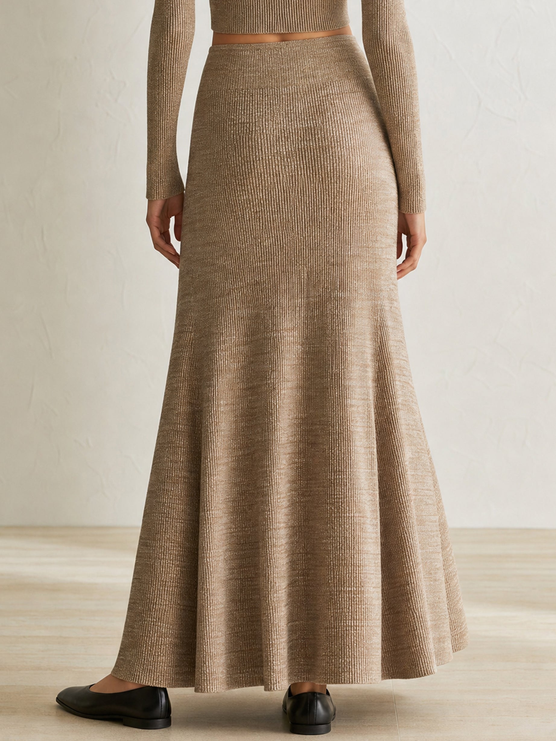 Elegant Ribbed Knit Flared Godet Maxi Skirt
