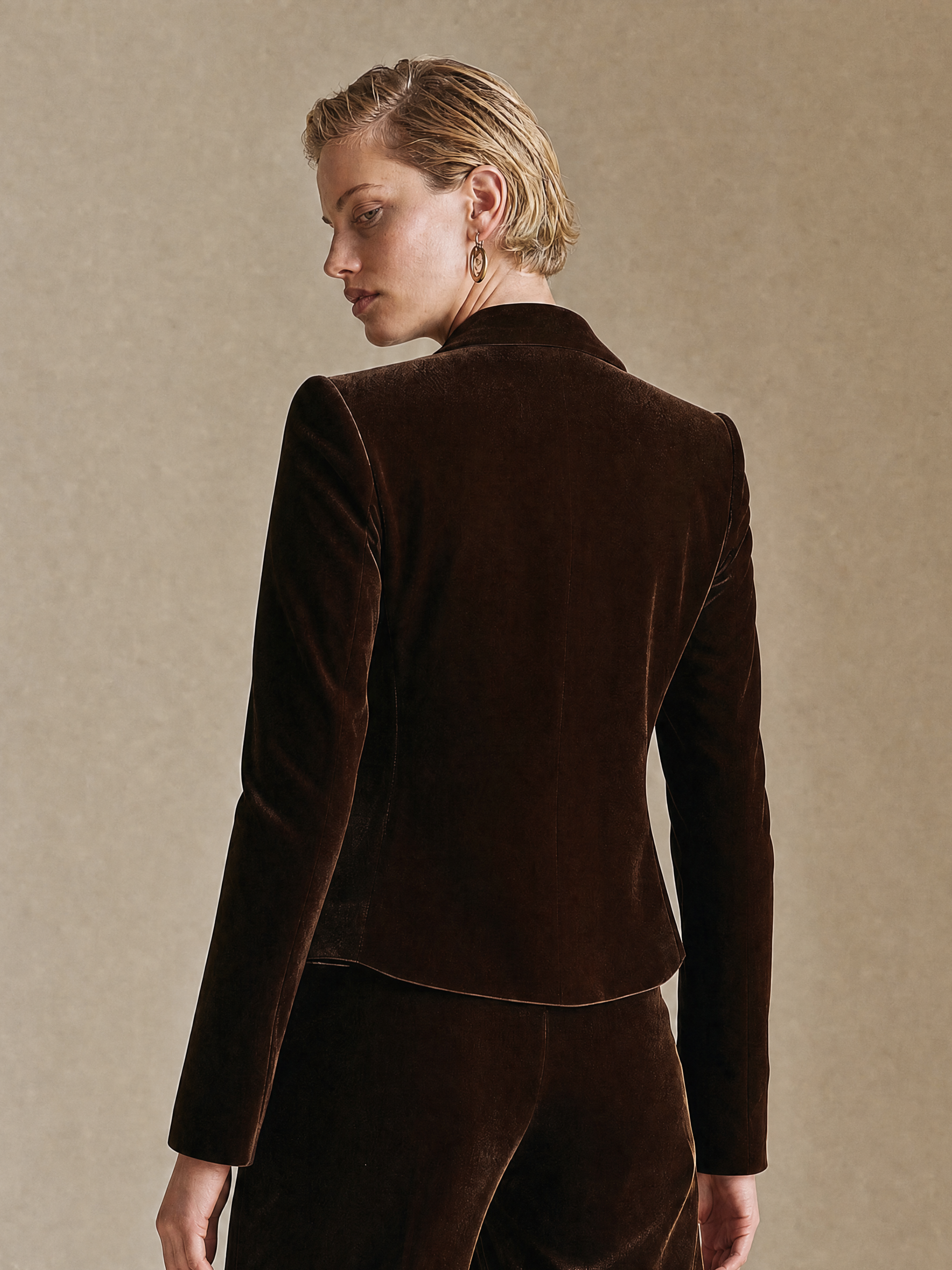 Elegant Dark Chocolate & Light Brown Contrast Velvet Blazer