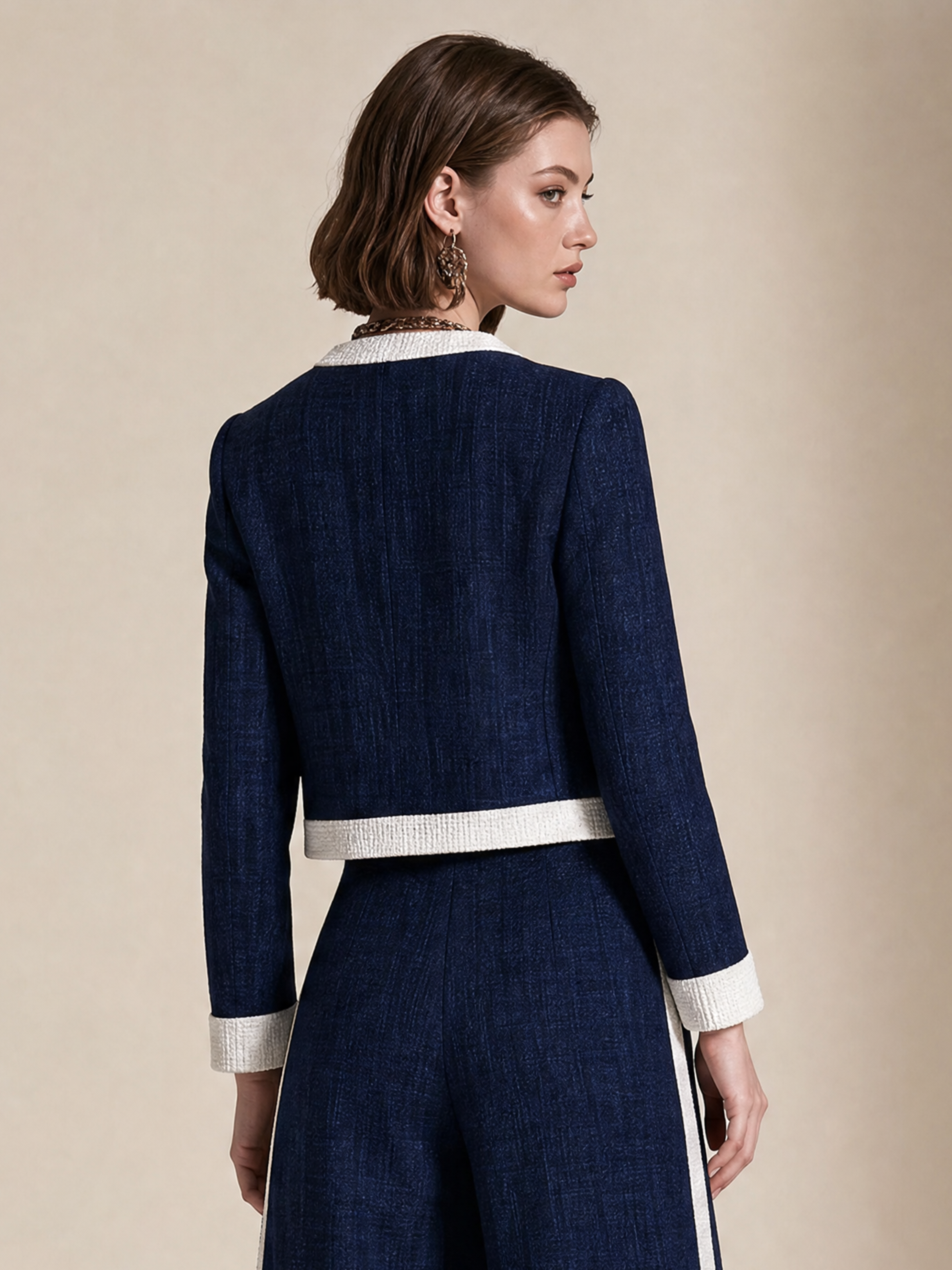 Elegant Navy & Ivory Contrast Tweed Cardigan Jacket