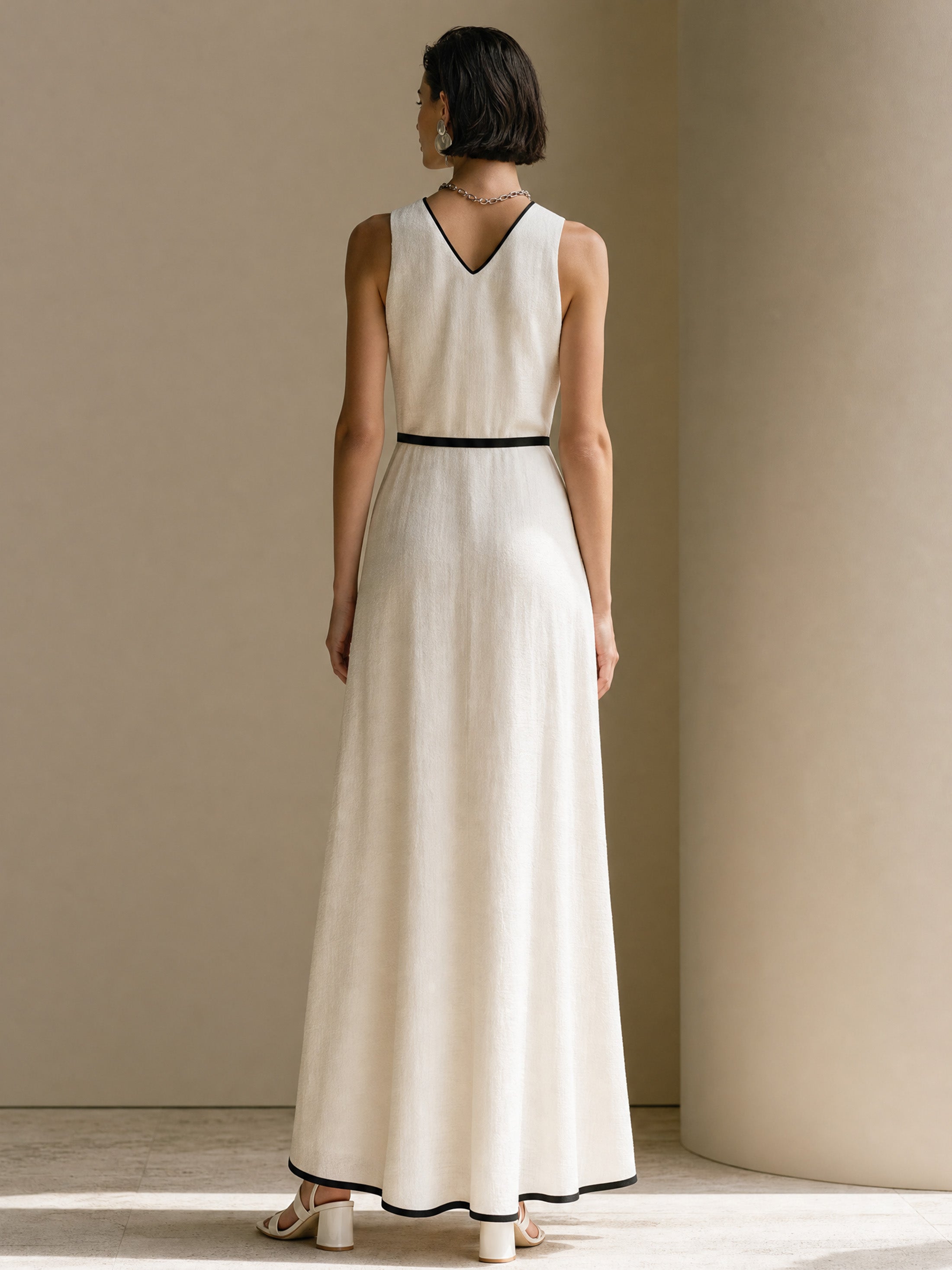 Elegant White Sleeveless Cotton-linen Maxi Dress ： Asymmetrical Hem