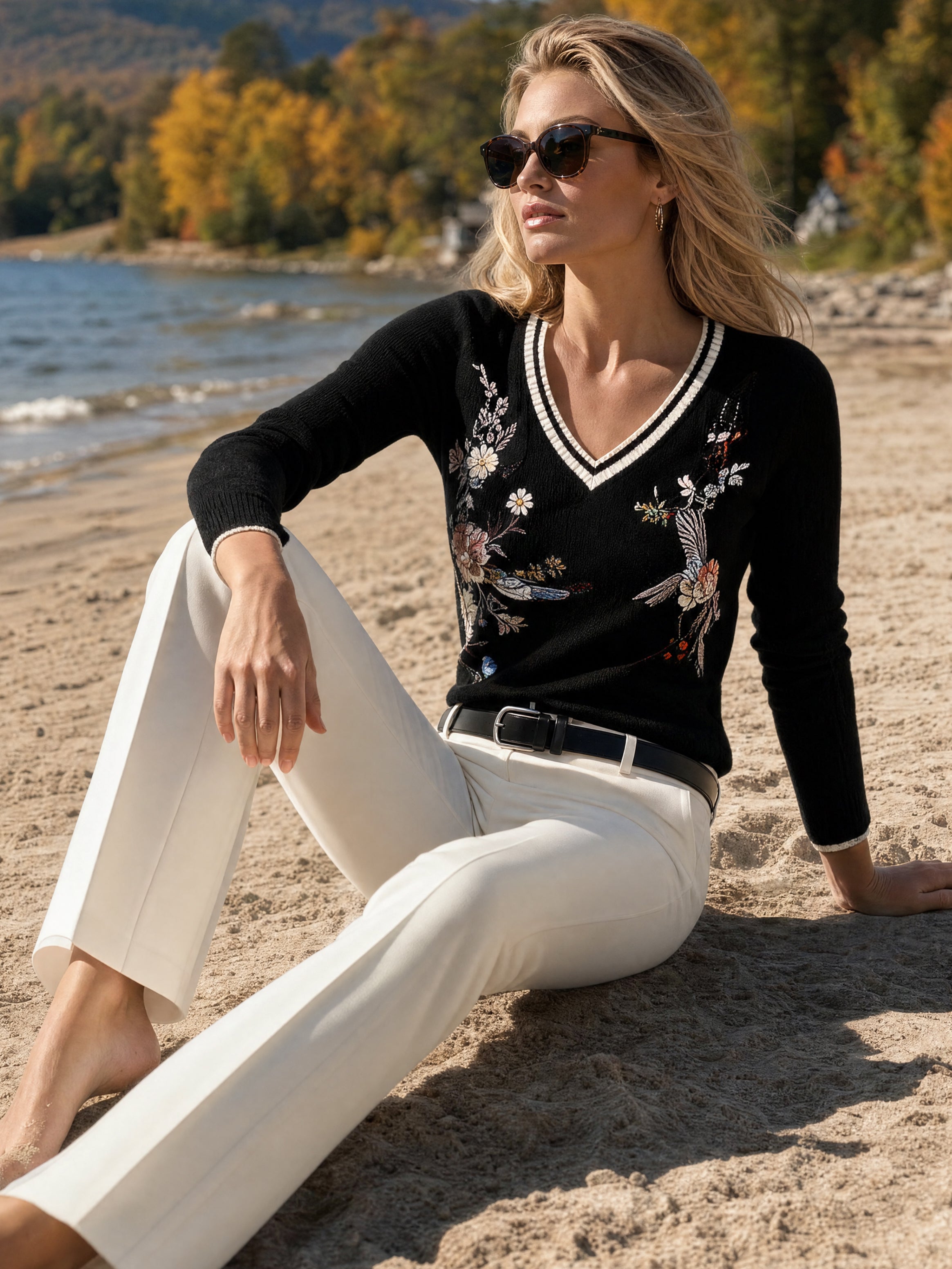 Black V‑Neck Bird‑Floral Embroidery Knit Pullover